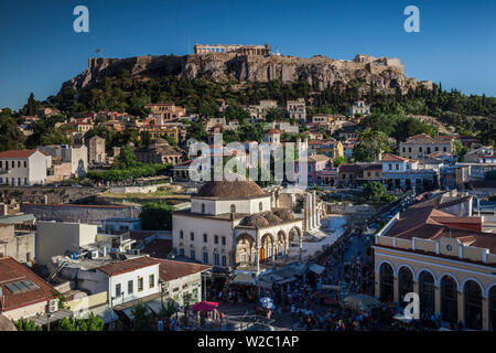 Grèce, Athènes de la place Monastiraki et de l'Acropolis Banque D'Images