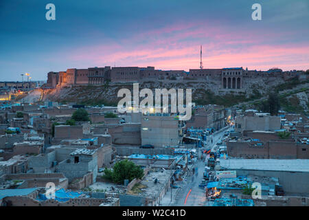 L'Irak, Kurdistan, Erbil, en regardant vers la citadelle de la vieille ville Banque D'Images