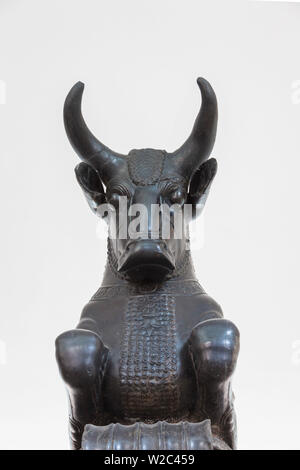 L'Iran, Téhéran, Musée National d'Iran, d'un détail de la colonne bull Persopolis Banque D'Images