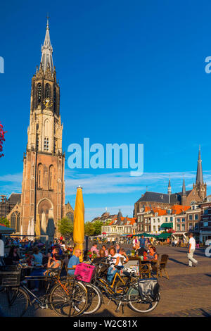 Pays Bas, Hollande-du-Sud (11), Delft, Markt (marché), la nouvelle église (Nieuwe Kerk) Banque D'Images