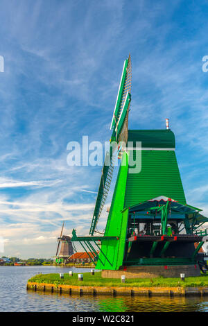 Pays Bas, Hollande du Nord, Zaandam, Zaanse Schans, le couronna De Gekroonde Poelenburg Poelenburg (scierie) Banque D'Images