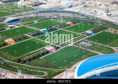 Qatar, Doha, vue d'Aspirer Sports Centre Banque D'Images