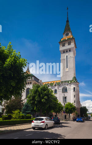 La Roumanie, la Transylvanie, Targu Mures, bâtiment du conseil de comté et de la tour Banque D'Images