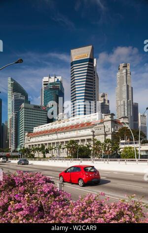 Singapour, la ville et l'esplanade de l'hôtel Fullerton, dur Banque D'Images