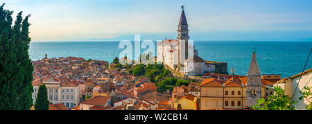 La Slovénie, Primorska, Piran, Vieille Ville, Église de Saint Georges (Cerkev sv. Jurija) Banque D'Images