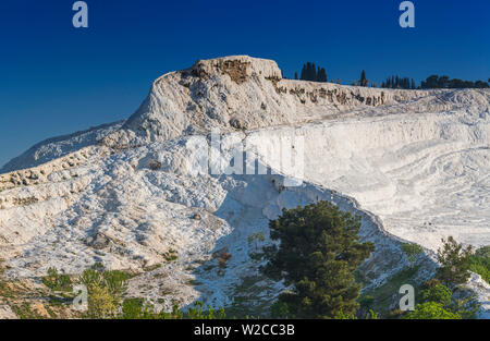 Terrasse en travertin, Pamukkale, Turquie, province de Denizli Banque D'Images