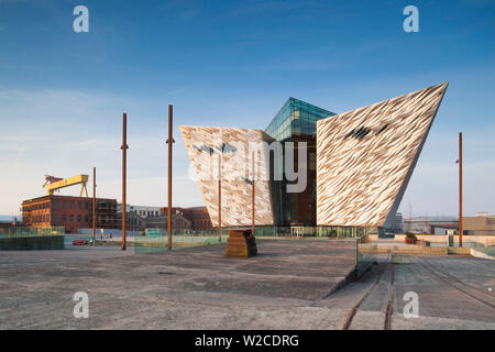 Royaume-uni, Irlande du Nord, Belfast, Belfast, Belfast Titanic Docklands Museum, extérieur Banque D'Images