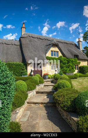 Royaume-uni, Angleterre, Gloucestershire, Cotswold, maison au toit de chaume à Chipping Campden Banque D'Images