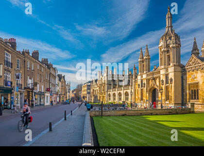 Royaume-uni, Angleterre, Cambridge, Cambridgeshire, King's Parade, King's College Banque D'Images