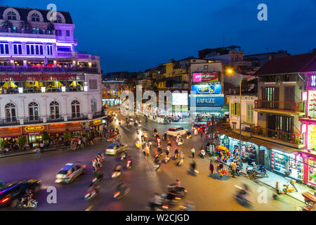 À la tombée de la place Ba Dinh, Hanoi, Vietnam Banque D'Images