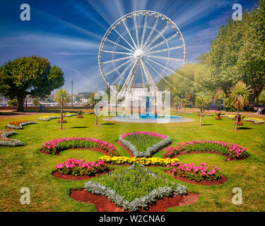 GB - DEVON : roue d'observation de la Riviera anglaise dans les jardins princesse de Torquay (HDR-image par Edmund Nagele FRPS) Banque D'Images