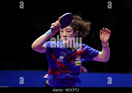 Meng Chen de Chine renvoie un shot de Ding Ning de Chine dans le dernier match de simple féminin au cours de l'Open de Corée SHINHAN la Seamaster 2019 World Tour de l'ITTF à Busan, Corée du Sud, le 7 juillet 2019. Chen Meng Ding défait 4-1 Ning (11-5, 11-6, 11-5, 7-11, 11-9). Banque D'Images