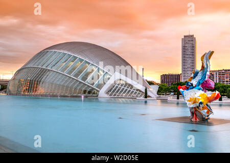 L'Hemisferic planétarium, Cité des Arts et des sciences ou Ciudad de las Artes y las Ciencias, Valencia, Comunidad Valenciana, Espagne Banque D'Images