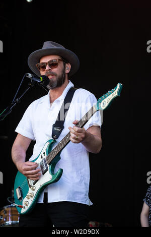 Gaz Coombes effectue live at the 2019 Cornbury Festival, Chadlington, Oxfordshire Banque D'Images