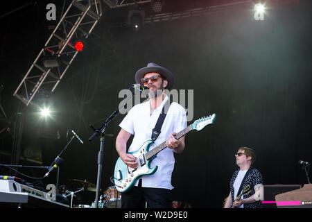 Gaz Coombes effectue live at the 2019 Cornbury Festival, Chadlington, Oxfordshire Banque D'Images