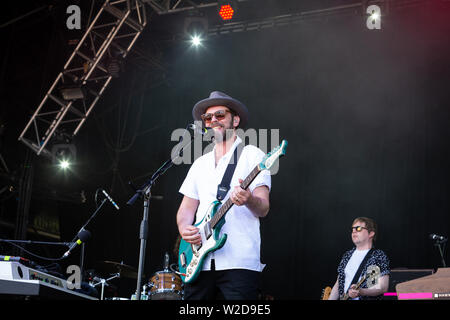 Gaz Coombes effectue live at the 2019 Cornbury Festival, Chadlington, Oxfordshire Banque D'Images