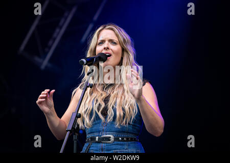 Les Shires en concert au Festival 2019 Cornbury, Chadlington, Oxfordshire Banque D'Images