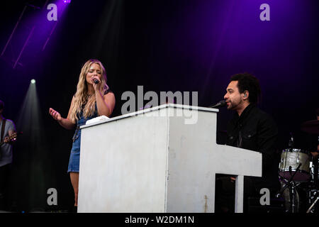 Les Shires en concert au Festival 2019 Cornbury, Chadlington, Oxfordshire Banque D'Images