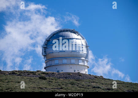Gran Telescopio Canarias, télescope astronomique à Roque de los Muchachos Observatory, l'île de La Palma, Îles Canaries, Espagne Banque D'Images