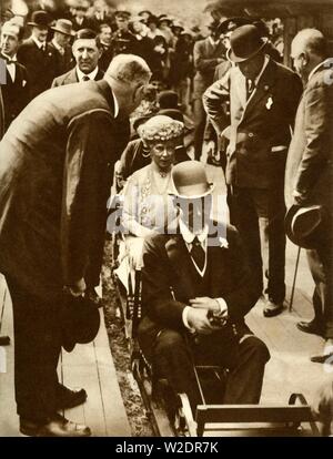 Le roi George V et la reine Mary...British Empire Exhibition, Wembley, Londres, 1925, (1935). Créateur : Inconnu. Banque D'Images