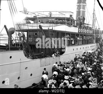 Le steamship Arcturus, South Harbour, Helsinki ca. 1900 Banque D'Images