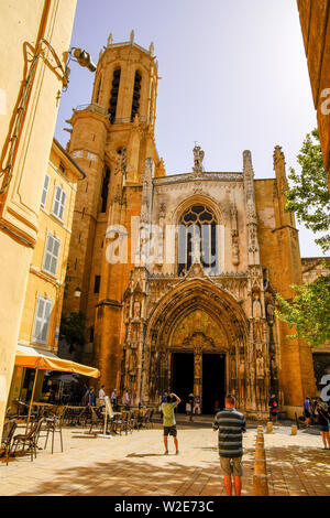 Cathédrale Saint-Sauveur à Aix-en-Provence.Aix est Ville et située dans le sud de la France. Banque D'Images