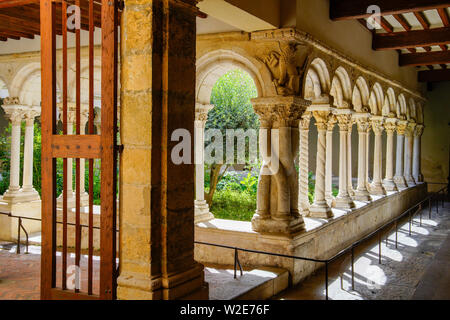 Cloître de la cathédrale à Aix-en-Provence Saint-Sauveur à Aix-en-Provence. Aix est la ville française, située dans le sud de la France. Banque D'Images