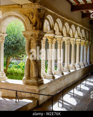 Cloître de la cathédrale à Aix-en-Provence Saint-Sauveur à Aix-en-Provence. Aix est la ville française, située dans le sud de la France. Banque D'Images