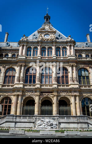 Le Palais de la Bourse ou Palais du Commerce est un bâtiment situé dans le quartier Les Cordeliers. Il abrite actuellement le siège de la chambre Banque D'Images