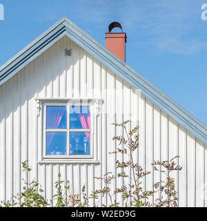 Chambre Fenêtre sur le Sud de l'Île Koster, Suède Banque D'Images