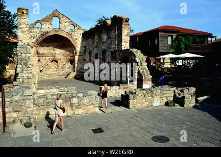 Ruines de l'église Sainte-Sophie à Nessebar - Bulgarie - mer Noire Banque D'Images