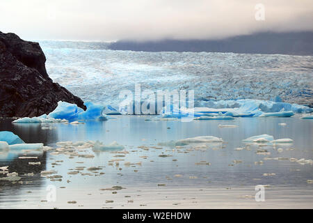 Le recul de Glacier Grey sur le champ de glace sud de Patagonie dans le Parc National Torres del Paine en Patagonie Chilen Banque D'Images