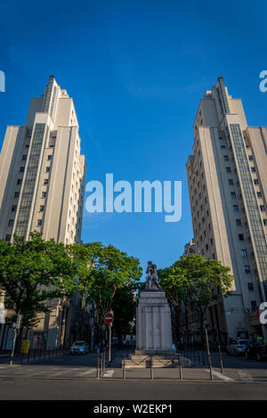 Les gratte-ciel de Villeurbanne - les gratte-ciel de Villeurbanne, un ensemble architectural moderniste situé dans la municipalité de Villeurbanne buil Banque D'Images