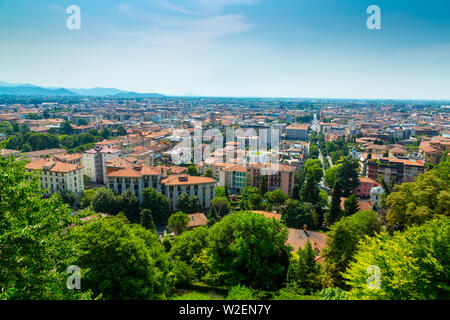 Panorama de la ville de Bergame de Citta Alta Vieille Ville, Italie Banque D'Images