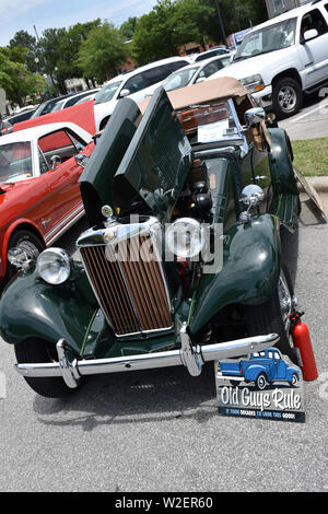 Un 1950 MGTD sur l'affichage à une exposition de voiture. Banque D'Images