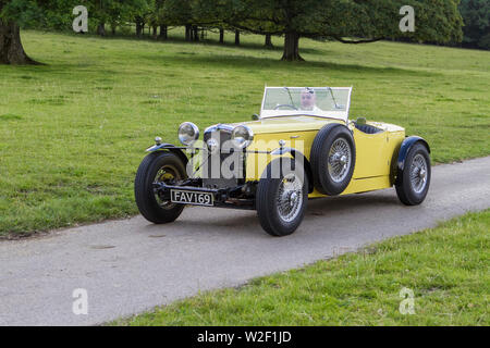 Motoring classics, historiques, vintage motors and collectibles 2019 ; Leighton Hall show transport, collection de voitures & véhicules vétéran d'antan. Banque D'Images