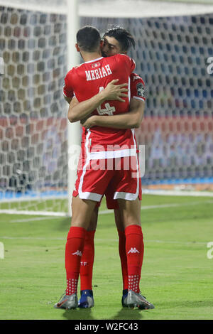 Ismailia, Égypte. 08 juillet, 2019. Les joueurs de la Tunisie célèbrent après le coup de sifflet final de la coupe d'Afrique des Nations 2019 ronde de 16 match de football entre le Ghana et la Tunisie au stade d'Ismaïlia. Credit : Gehad Hamdy/dpa/Alamy Live News Banque D'Images