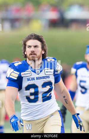 Juillet 05, 2019 : Blue Bombers de Winnipeg fullback John Rush (32) avant de la Ligue canadienne de football match entre les Blue Bombers de Winnipeg et Ottawa Redblacks à TD Place Stadium à Ottawa, Canada Daniel Lea/CSM Winnipeg Banque D'Images