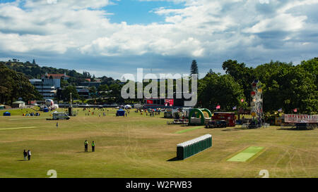 Noël dans le parc à l'Auckland Domain, Nouvelle-Zélande Banque D'Images