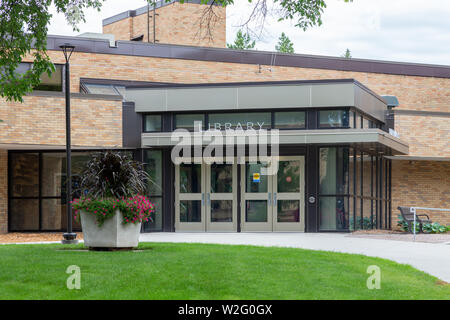 FARGO, ND/USA - 27 juin 2019 : Bibliothèque bâtiment sur le campus de l'Université d'État du Dakota du Nord. Banque D'Images