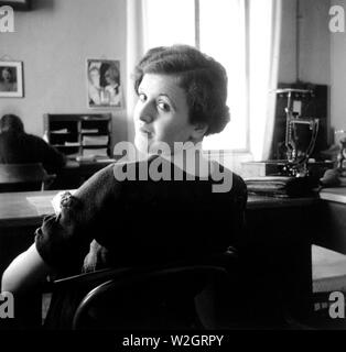 Eva Braun Photo Collection - Album 1 - jolie jeune fille allemande bureau d'affaires en ca. Années 1930 Banque D'Images