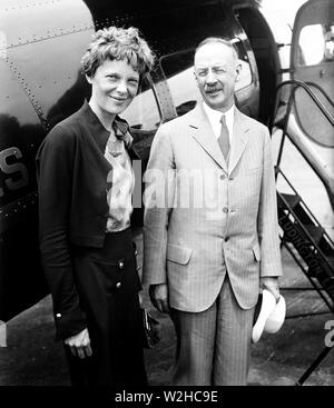 Amelia Earhart, gauche ca. 1932 Banque D'Images