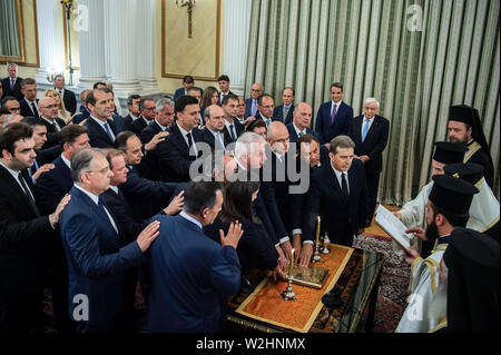 Athènes, Grèce. 09 juillet, 2019. Le nouveau gouvernement grec est assermenté par l'archevêque Ieronymos d'Athènes dans le palais présidentiel. Angelos Tzortzinis : Crédit/dpa/Alamy Live News Banque D'Images