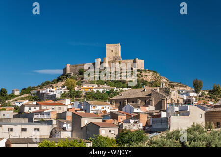 Castillo de Alcaudete, le château maure, 11e-14e siècle sur la colline au-dessus de ville de Alcaudete, Jaen province, Andalusia, Spain Banque D'Images