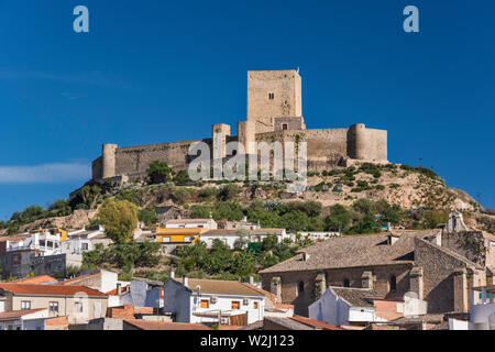 Castillo de Alcaudete, le château maure, 11e-14e siècle sur la colline au-dessus de ville de Alcaudete, Jaen province, Andalusia, Spain Banque D'Images