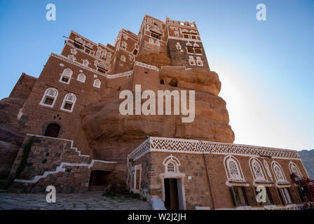 L'historique Dar Al-Hajar rock palace près de Sanaa au Yémen Banque D'Images