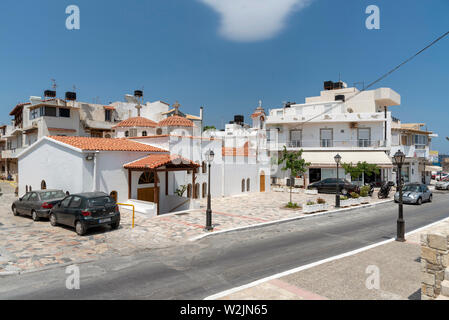 Crète, Grèce. Juin 2019. L'église de Christos Afendis Stravromenos" se trouve à proximité du petit port de Ierapetra, dans le sud de la Crète. Banque D'Images