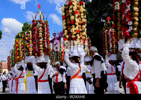 Festa Dos Tabuleiros (le Festival des bacs) à Tomar, Portugal Banque D'Images