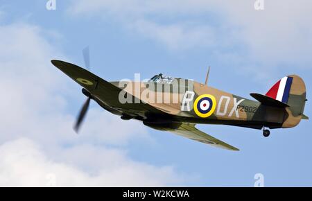 Hawker Hurricane Mk.I P2902 (G-ROBT) Dunkerque volant à la vétéran militaire Shuttleworth Bourget sur le 7 juillet 2019 Banque D'Images