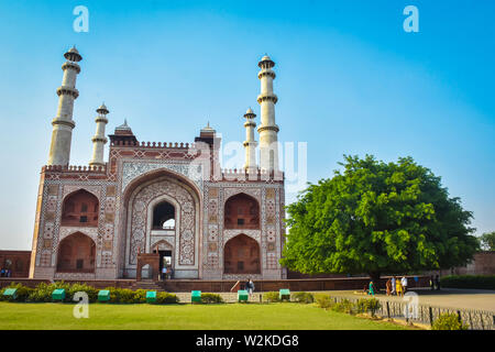 Vieux et beau fort rouge à agra Inde Banque D'Images